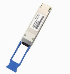 100G CFP4 and QSFP optical transceivers side by side showing size comparison